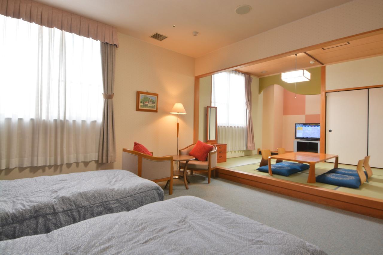 Hill Hotel Sunpia Iga Ruang foto
